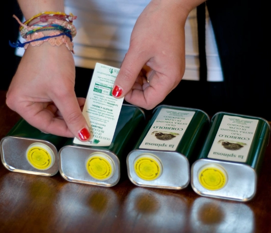 rivenditori vino olio biologico azienda agricola la spinosa toscana